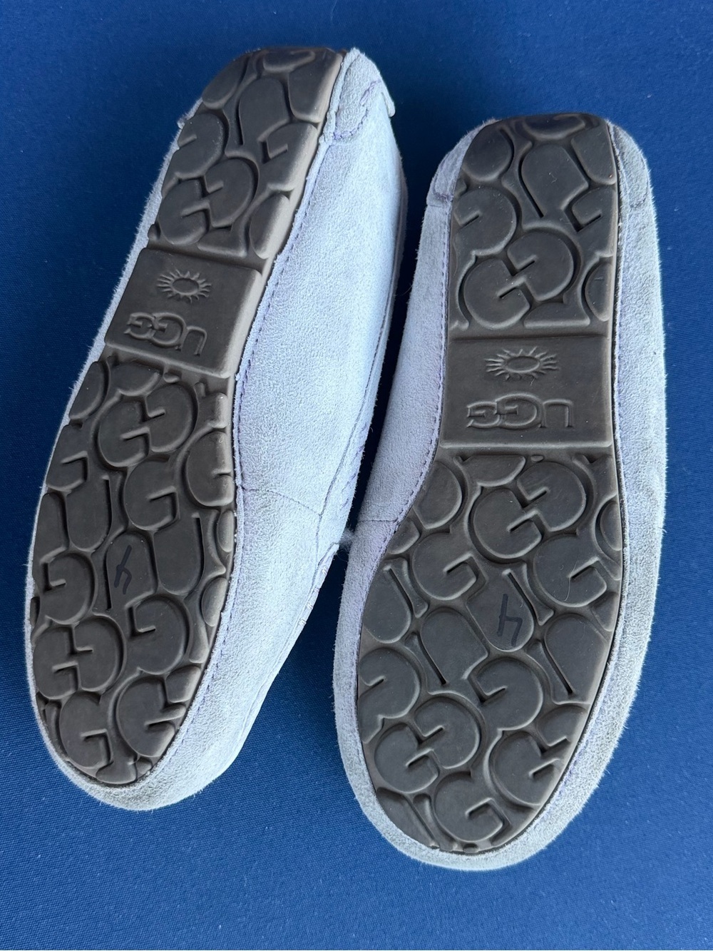 UGG Ansley Blossom Slippers Nightfall Suede Floral Embroidery Womens Size 6 Cozy - Picture 13 of 16
